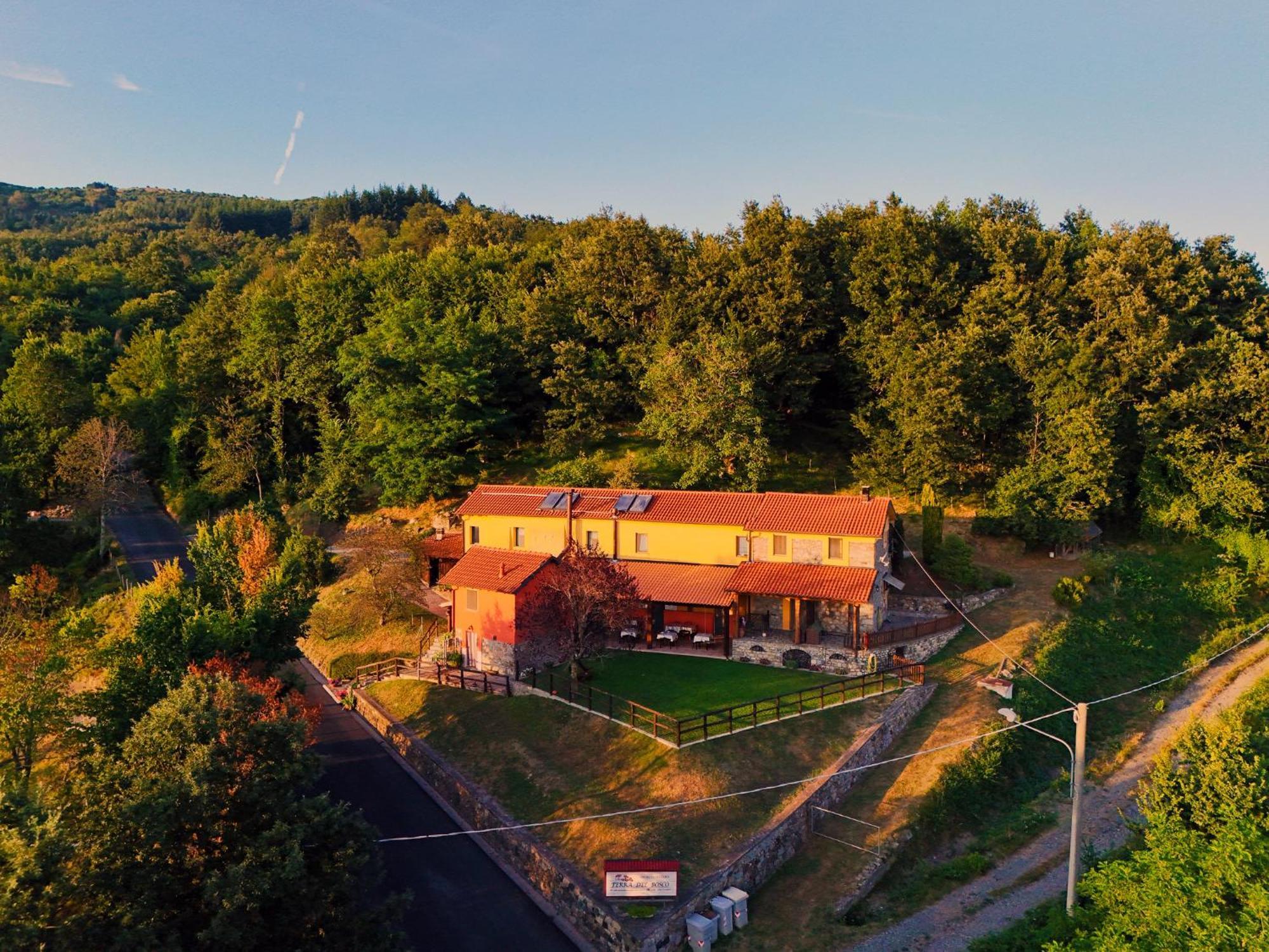 Terra Del Bosco Agriturismo Sesta Godano Exterior foto